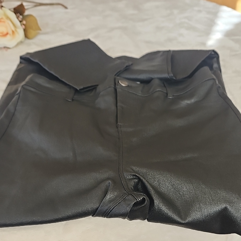 Fashion Nova Faux Leather Womens Black Pants Size M